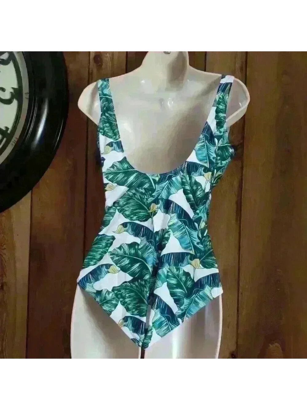 NWOT Ruffles One Piece Swimsuit - Picture 7 of 7